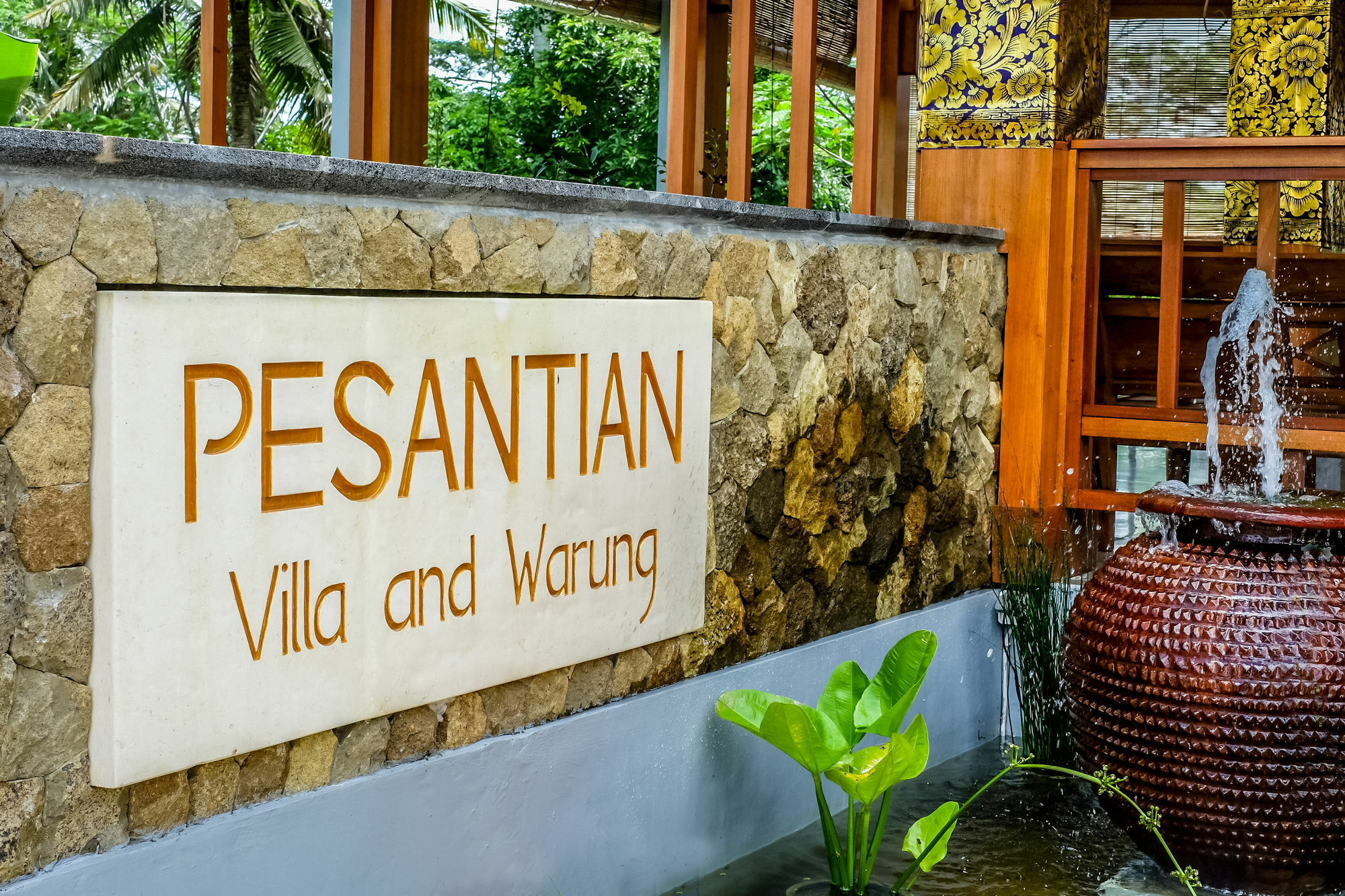Pesantian Villa And Warung 乌布 外观 照片